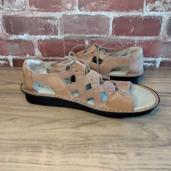 Alegria Sandals Womens Size 12 - Brown Leather Straps - Picture 2 of 8